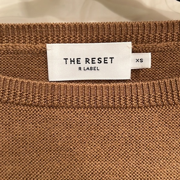 The Reset Merino Wool ESSENTIAL PULLOVER in Fawn color - Picture 6 of 6